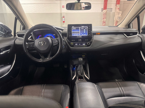 Toyota Corolla 1.8 Hybrid At