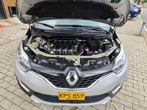 Renault Captur 2.0 Intens Automática