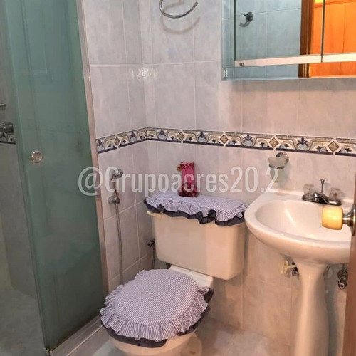 Imagen 14 de 19 de En Venta Bello Apartamento Ubicado En Residencias El Rocío San Antonio De Los Altos.kh