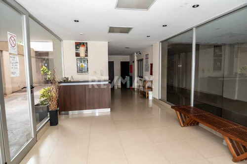 Departamento 2 Dorm Venta Macrocentro Con Cochera