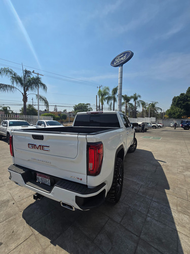 Gmc Sierra At4 V8 4x4