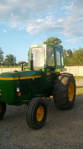 John Deere 3350