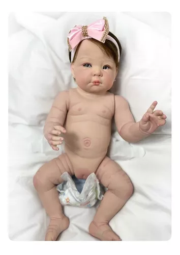 Bebê Reborn Bebê Reborn Carmela Para Banho - Acompanha Enxoval Bebês  Exclusivos