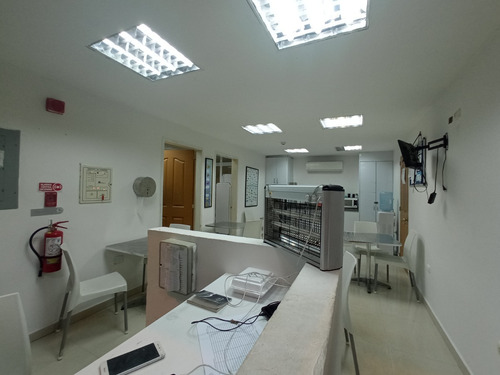 Imagen 28 de 30 de Galpón Y Planta Industrial En Venta El Llanito. Ym