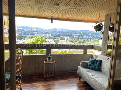 Magnífico Apartamento En Alquiler La Carlota Full Amoblado, Con Excelente Distribución, Amplio Y Luminoso Consta De 141 Mts2, Vi Mls #24-11566