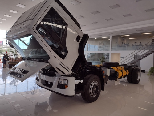 Imagen 2 de 10 de Iveco Tector Gnc 160e21