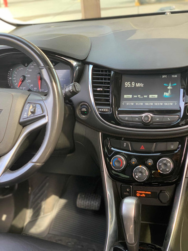 Imagem 8 de 14 de Chevrolet Tracker 2018 1.4 Premier Turbo Aut. 5p