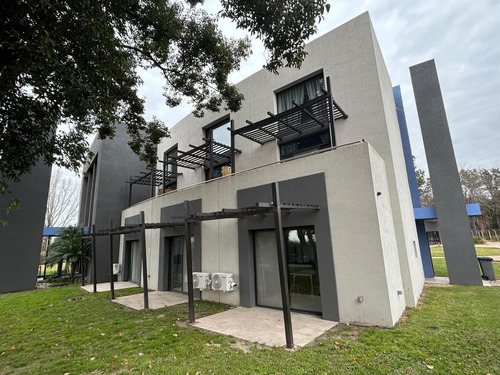 Venta Departamento 1 Dormitorio Campana Con Cochera