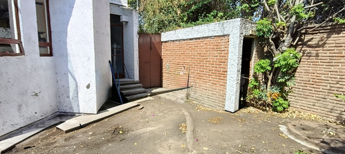 Casa En Venta En Esquina, Con Gran Jardin, En Fracc. Cerrado, Cerca Udlap, San Andres Cholula Puebla