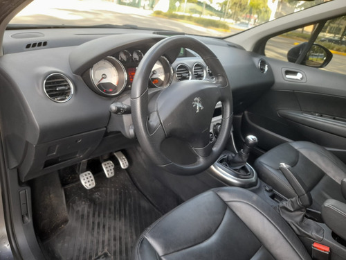 Peugeot 408 2.0 Feline 143cv