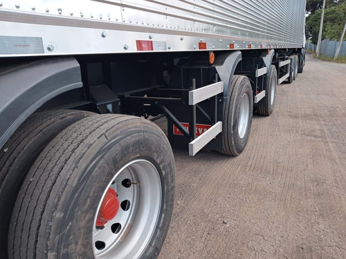Carreta Bau Furgao Vanderleia 30 Pallets 0km 2021 Pronta