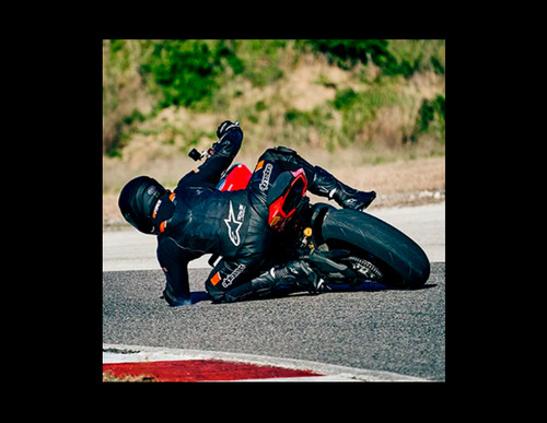 Pneu Pirelli Traseiro 180/55-17 Tl Rosso 4 Corsa Suzuki