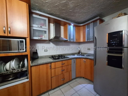 Apartamento En Venta La Morita I Urb. Narayola 24-21669 Ap.