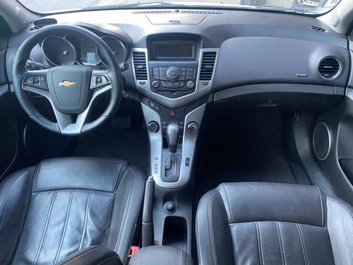 Imagem 4 de 9 de Chevrolet Cruze 1.8 Lt Sport6 16v Flex 4p Automático