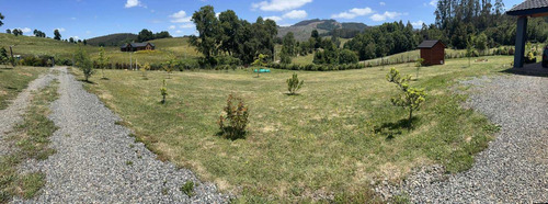 Gran Casa En Sector Las Mariposas, Temuco. (103011)