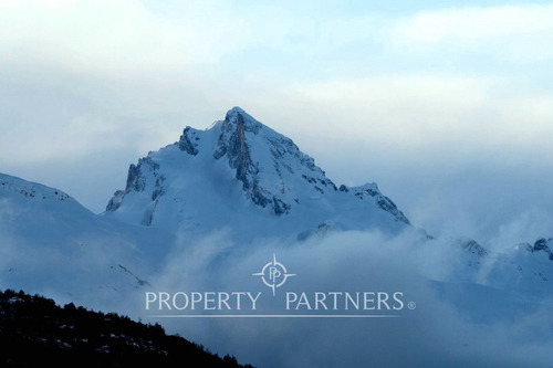 Patagonia, Excepcional Nacimiento Del Rio Baker