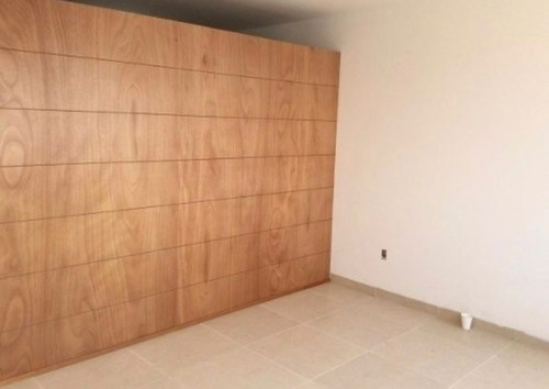 Moderna Casa En Venta - Vista Real Querétaro - Trato Directo