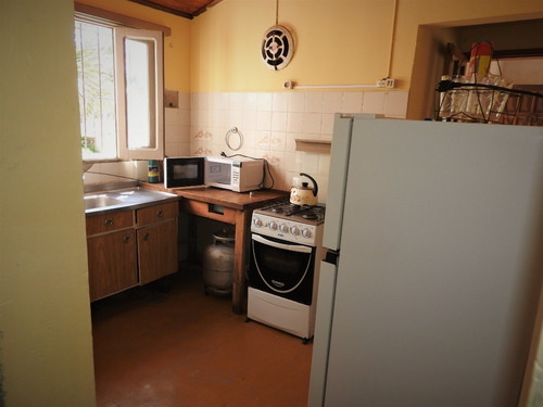 Imagen 6 de 14 de Casa De 7 Ambientes Y 2 Baños
