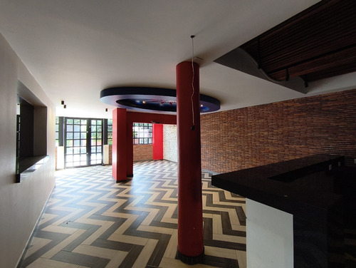 Local En Arriendo En Quinta Oriental. Cod A30901