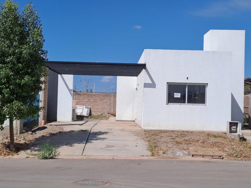 Casa En Venta En Cortaderas 3 A Estrenar