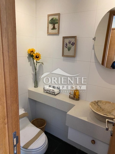 Estupenda Casa Familiar-condominio Inmejorable En El Arrayan