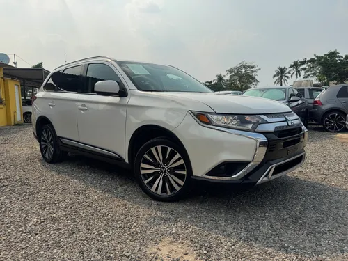 Mitsubishi Outlander 2.4 Es Cvt