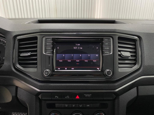Imagem 9 de 13 de Volkswagen Amarok 2.0 Cd 4x4 Comfortline (aut)