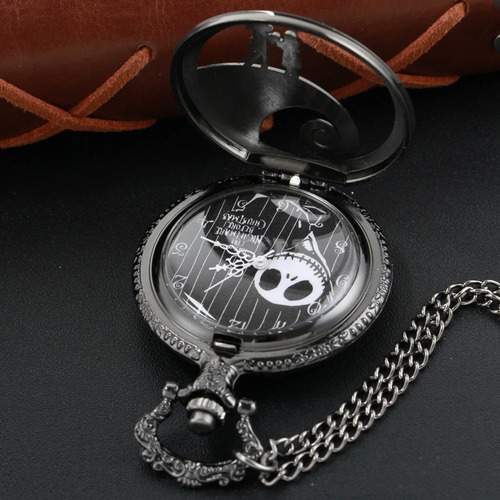 Imagen 5 de 5 de Reloj Collar Análogo Jack Skellington - Extraño Mundo Jack
