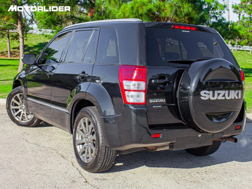 Imagen 3 de 25 de Suzuki Grand Vitara Limited 2.4 4x2 | Permuta / Financia
