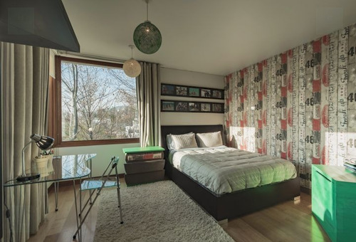 Casa En Venta De 5 Dorm. En Las Condes