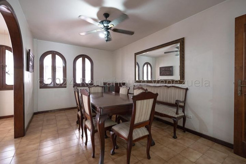 Casa En Venta. Colinas De Vista Alegre. Kr24-17100. Katia Rosero M.