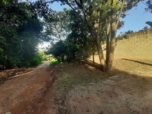 Imagem 2 de 27 de Linda Chácara Com 2 Quartos, 2 Banheiros, 5 Vagas De Garagem E Com Terreno De Mais 1.300 Metros Quadrados - Ch48428v