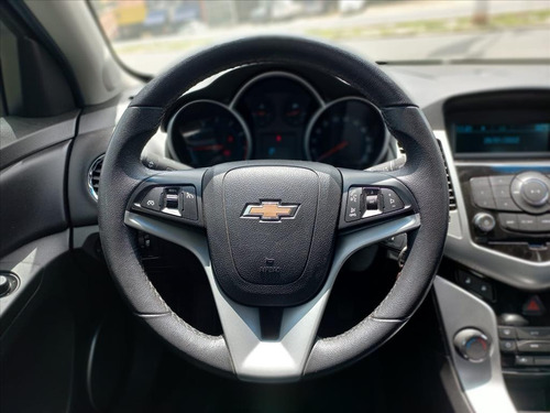 Imagem 2 de 14 de Cruze 1.8 Lt 16v Flex 4p Automático