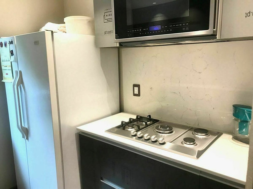 Imagen 14 de 30 de Divina, Remodelada Con Jardin Y Salon De Juegos