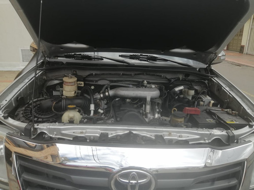 Toyota Hilux 2.500 Cc 4x4