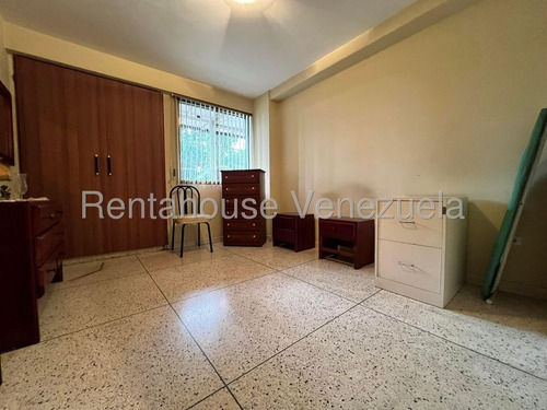 Apartamento En Venta En La Victoria, Aragua, Piso Bajo. Ljsa 25-16384
