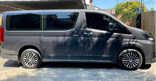 Imagen 5 de 11 de Toyota Hiace 2022 2.8 Tdi Wagon 6at 10a