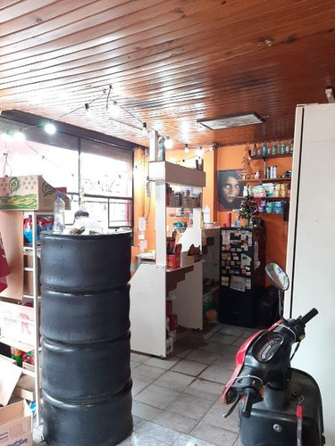Imagen 9 de 14 de Local Con Vivienda En Venta En Castelar Sur