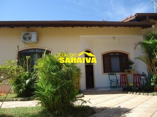 Imagem 3 de 9 de Próximo A Orla Da Praia Martim De Sá - 921