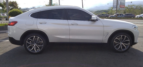 Bmw X4 2.0 Xdrive30i M Edition