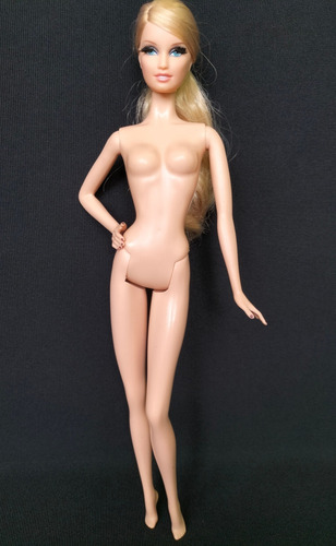 Barbie The Look City Shopper, Barbie Lara Rubia, Model Muse (Usado)