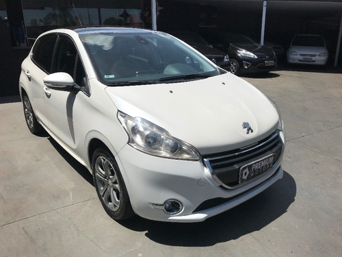 Peugeot 208 Griffe At