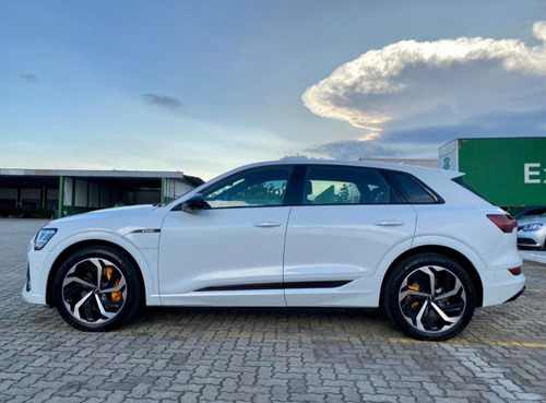 Imagem 5 de 7 de Audi E-tron - 2021/2021 Elétrico Sportback Performance