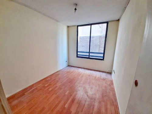 Imagen 7 de 12 de Cómodo Y Practico Departamento Par Inversión En Santiago
