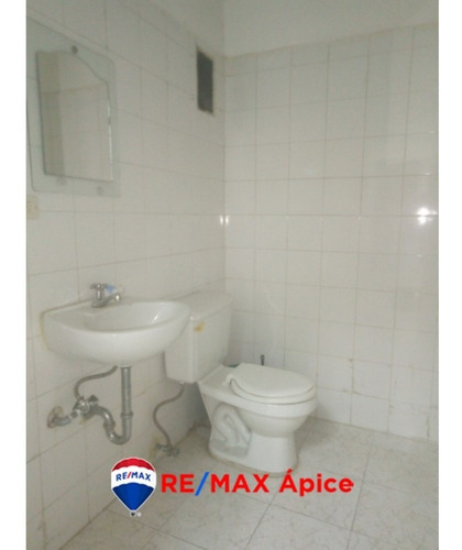 Imagen 5 de 6 de Se Vende Oficina En Edificio Cc La Mantuana, Las Avenidas