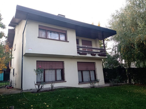 Imagen 3 de 30 de Casa En Venta En Barrio Belgrano. Esquina Sobre Videla.