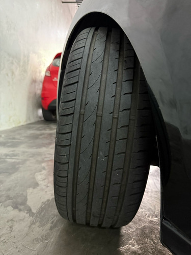 Volkswagen Jetta 2.0 Comfortline Flex 4p Automática