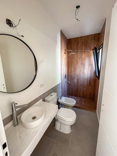 Duplex En Venta, 2 Ambientes, Escobar Centro, Belen De Escobar, Gba Norte