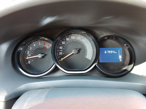 Imagem 6 de 8 de Renault Sandero 1.6 Flex Expression 2017
