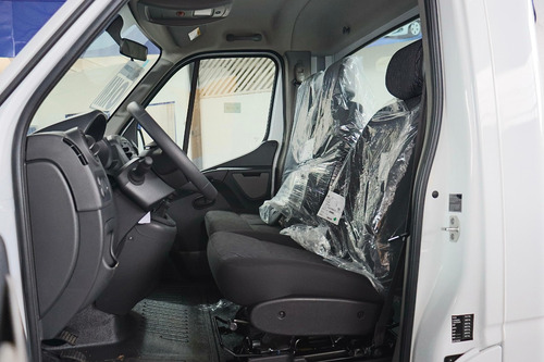 Renault Master chasis 2.3 L1H1 2P